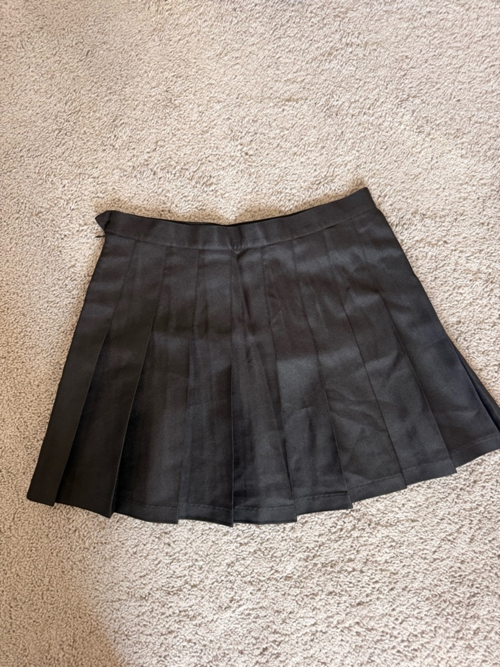 American Apparel Black Pleated Skirt - Picture 3 of 3